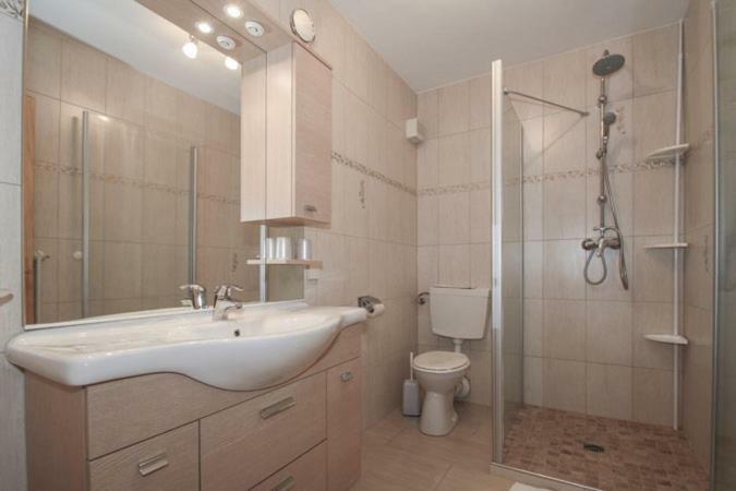 Apartment Haus Moni *